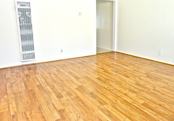 2nd image of 4350 W 142nd St APT B