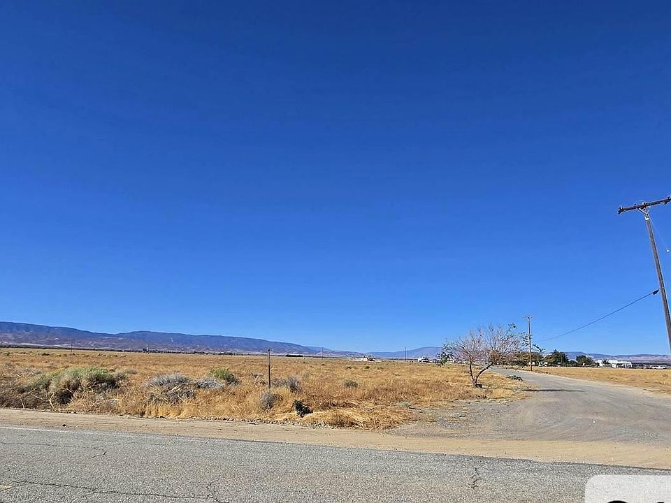 1st image of 17000 W Avenue A #8