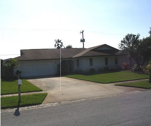 1st image of 401 Saint Johns Dr