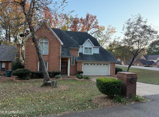 1327 Fox Chase Dr, Southaven, MS 38671