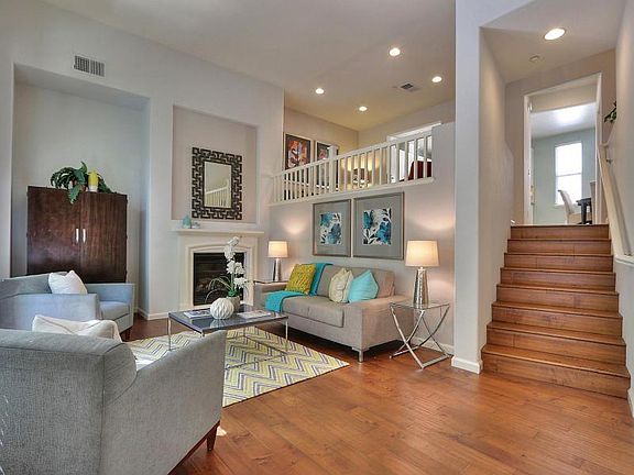 3rd image of 4035 Crandall Cir