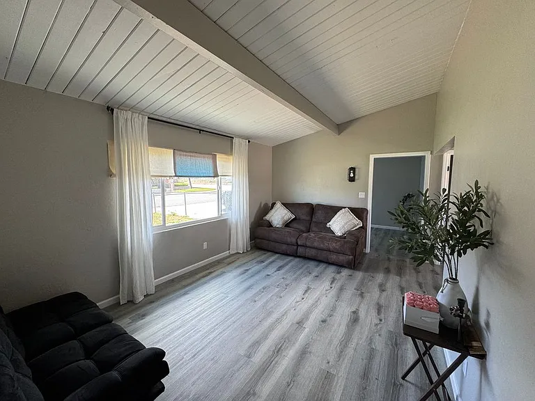 49500 Alan Ave — Photo 4