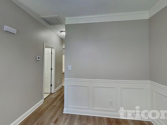4th image of 4882 Aldridge Pl NW
