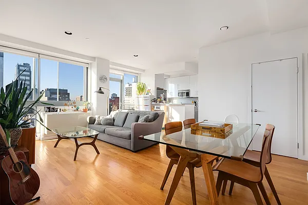 Rented by Compass | media 27