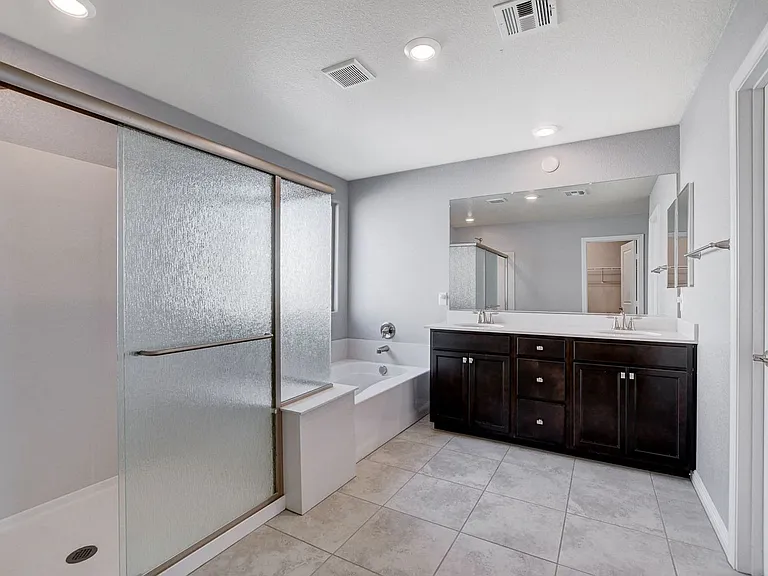 12312 Keyport Ln — Photo 36
