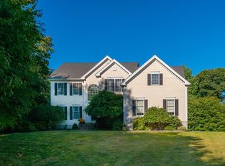 16 Constitution Cir, Holliston, MA 01746