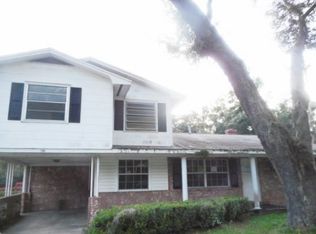 1106 Lucas St, Leesburg, FL 34748