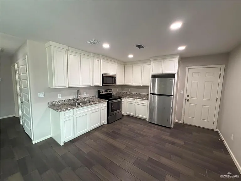 3902 Paola St #1 — Photo 6