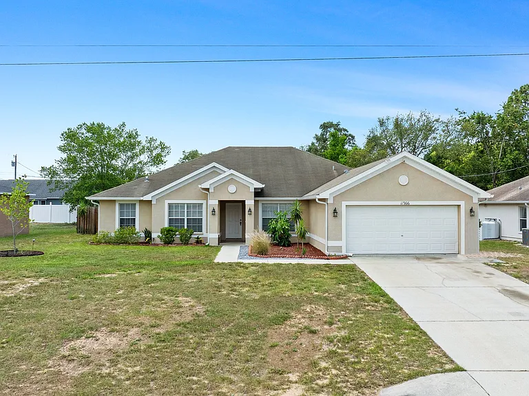 11366 Riddle Dr — Photo 1