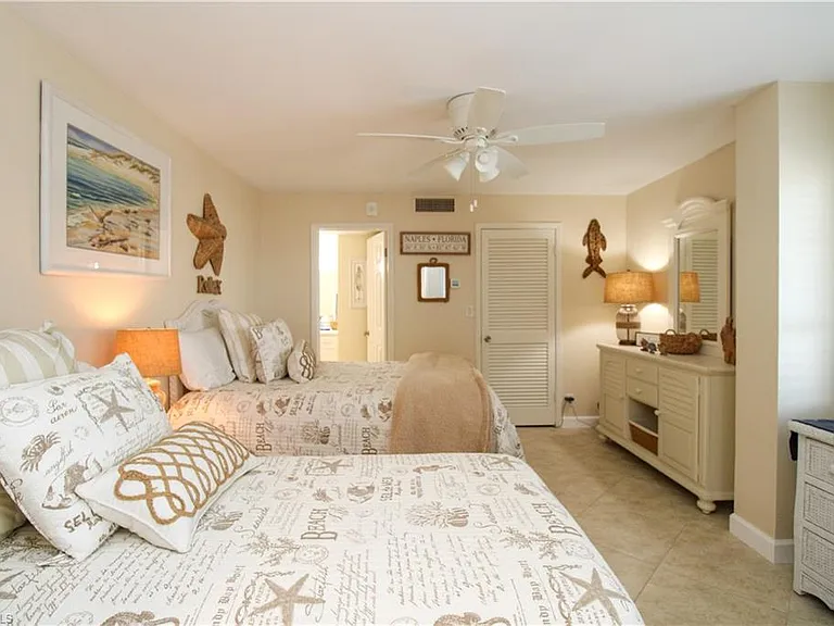 3443 Gulf Shore Blvd N #213 — Photo 23