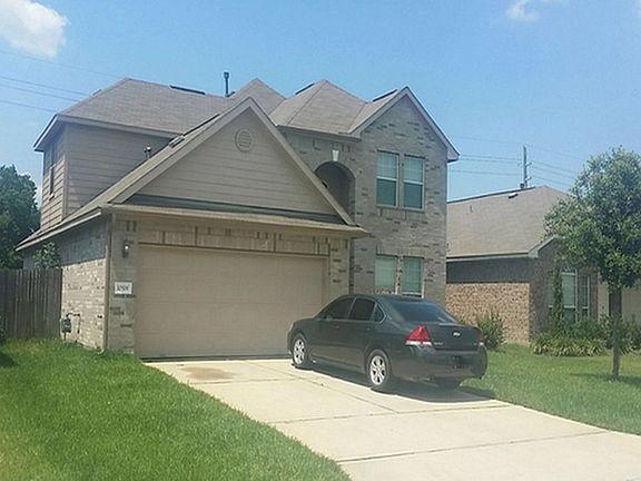 3rd image of 10519 Whisper Bluff Dr