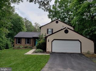 3451 Williamsburg Dr, Waldorf, MD