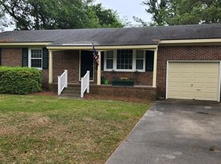 5003 Bogue Ave, Morehead City, NC 28557