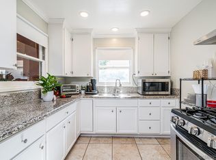 909 W 10th Ave, Escondido, CA 92025