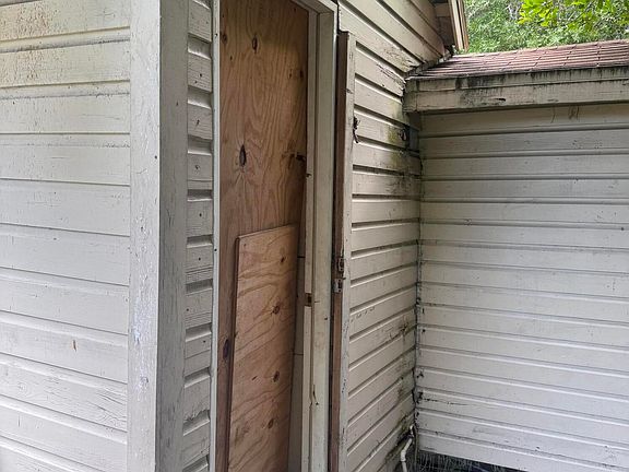 4th image of 745 E UNION Street E