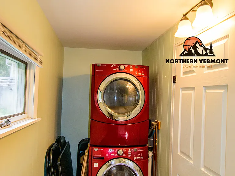510 Farrant St — Photo 34