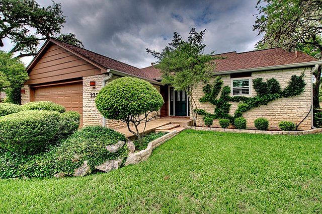 1st image of 232 Old Oaks