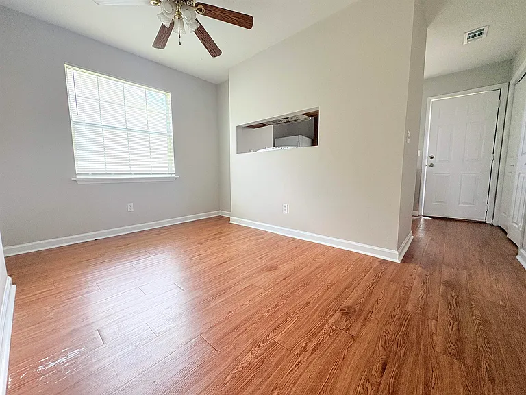 368 Belmont Rd #A — Photo 4