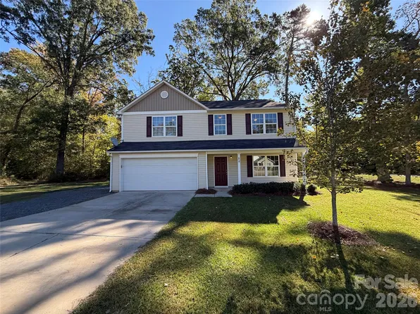 658 Buckskin Rd, Oakboro, NC 28129