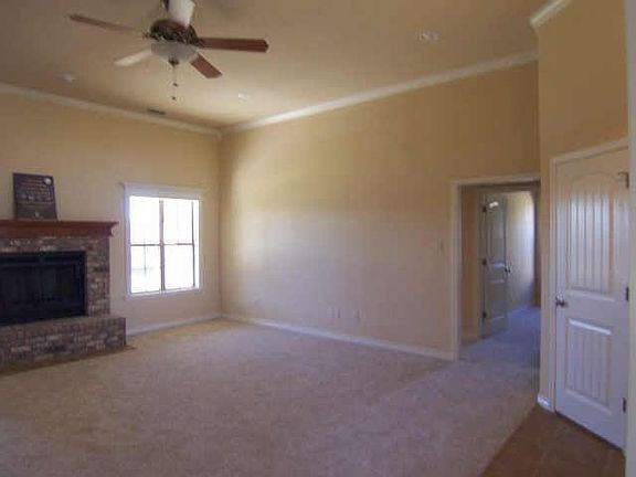 5th image of 609 Benelli Dr