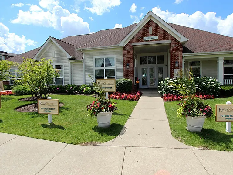 Riverstone — Photo 18