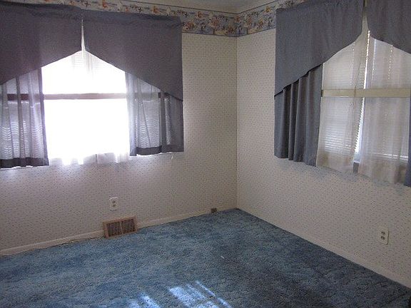 5th image of 807 Melrose Ct