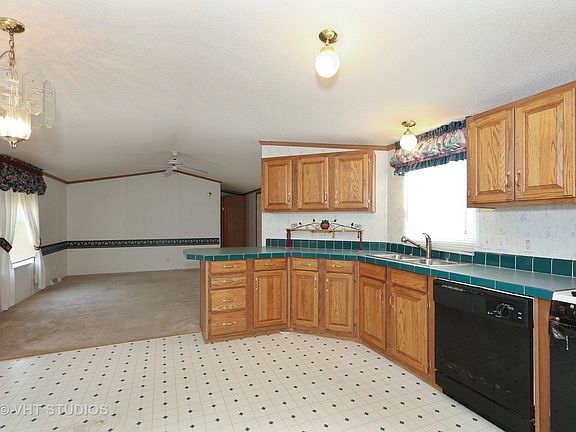 3rd image of 1110 Ash Ct