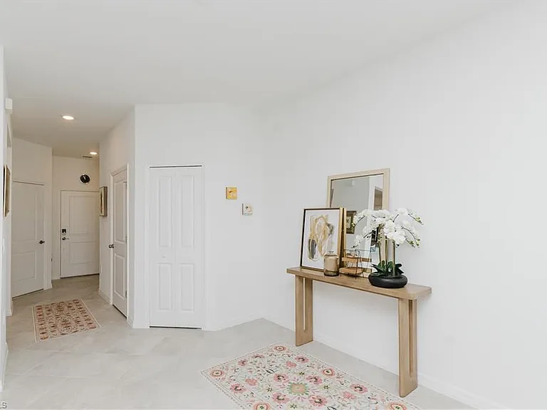 14819 White Pearl Rd #14819 — Photo 4