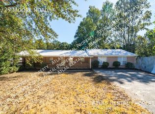 2729 Moore Rd, Adamsville, AL 35005