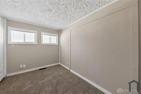 3810 Ark Ave — Photo 9