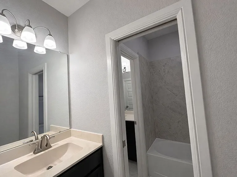 2406 Trocadero Ln — Photo 29