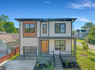 602 S Wakefield St, Arlington, VA 22204