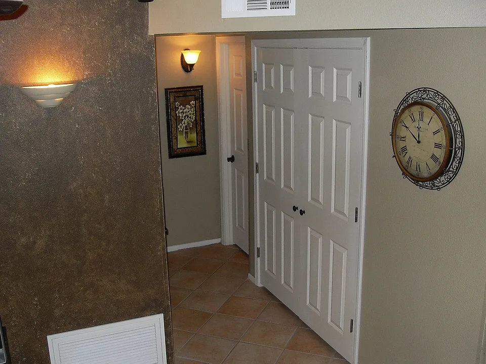 Unit 1 Hallway