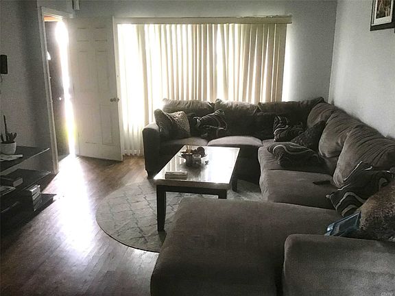 3rd image of 2208 Elderberry Dr