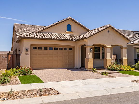 2nd image of 23104 E Carriage Way