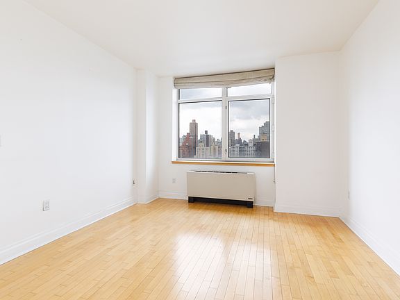 4th image of 1760 2nd Ave APT 14B