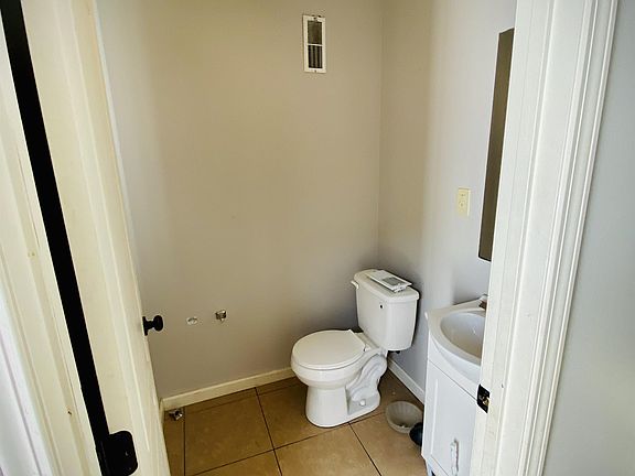 5th image of 1739 Pemiscot St #1