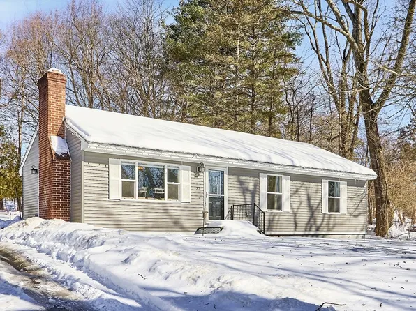 37 Graham St, Lunenburg, MA 01462