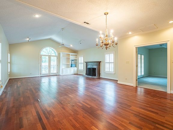 5th image of 5 N Bellemeade Dr
