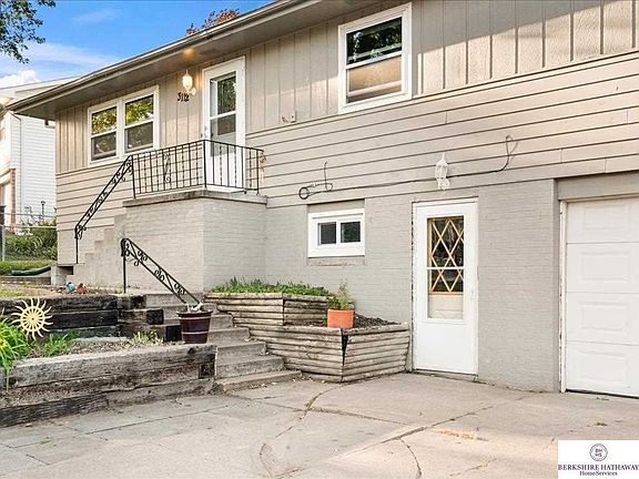3rd image of 3112 Duane Ave
