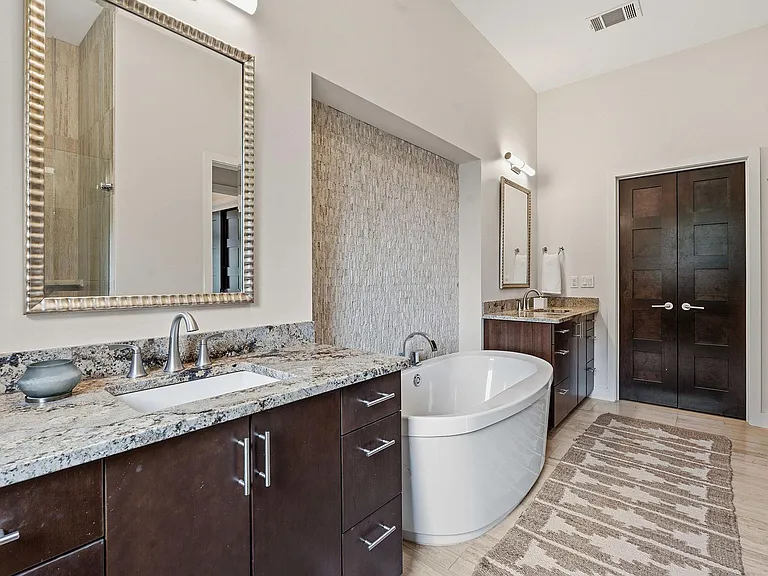 3605 Robbins Rd — Photo 18