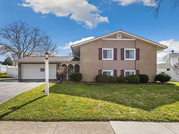 2523 Wolfe Dr, Woodridge, IL 60517