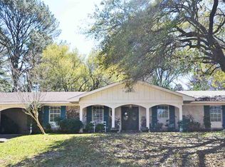 945 Briarwood Dr, Jackson, MS 39211