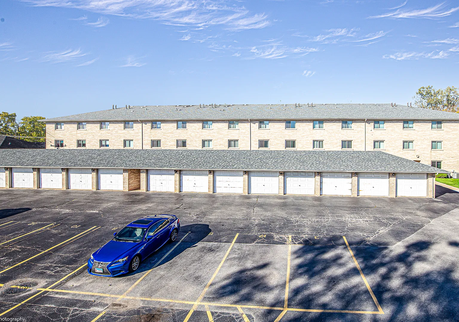 2 bed, 1200 sqft, $2,200 — Photo 3