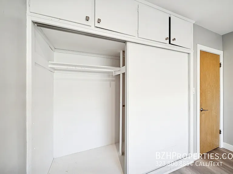 326 S Serrano Ave #4B — Photo 12