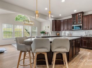 11515 Warfield Ave, Huntersville, NC 28078