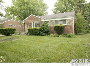 24130 Broadview Dr, Farmington, MI 48336