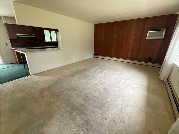 5th image of 300 Linwood Ave