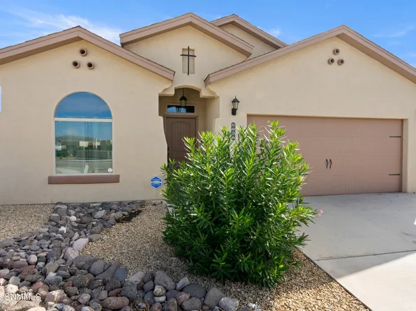 5926 Big Jim Dr, Las Cruces, NM 88007