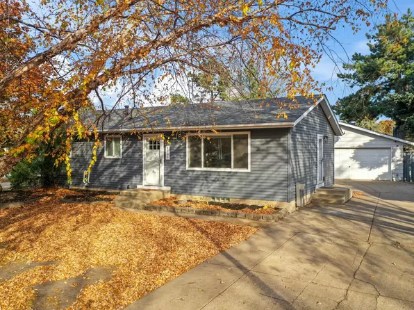 1206 Greenwood Pl, Faribault, MN 55021